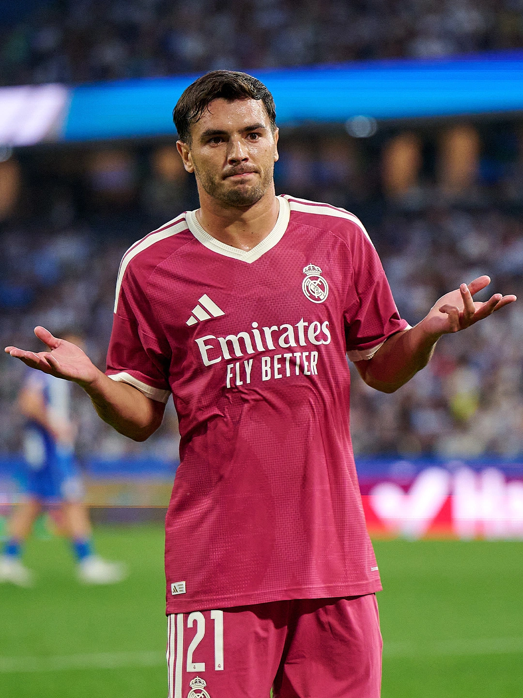 Brahim Díaz celebrando con la camiseta del Real Madrid su gol frente al Deportivo de A Coruña