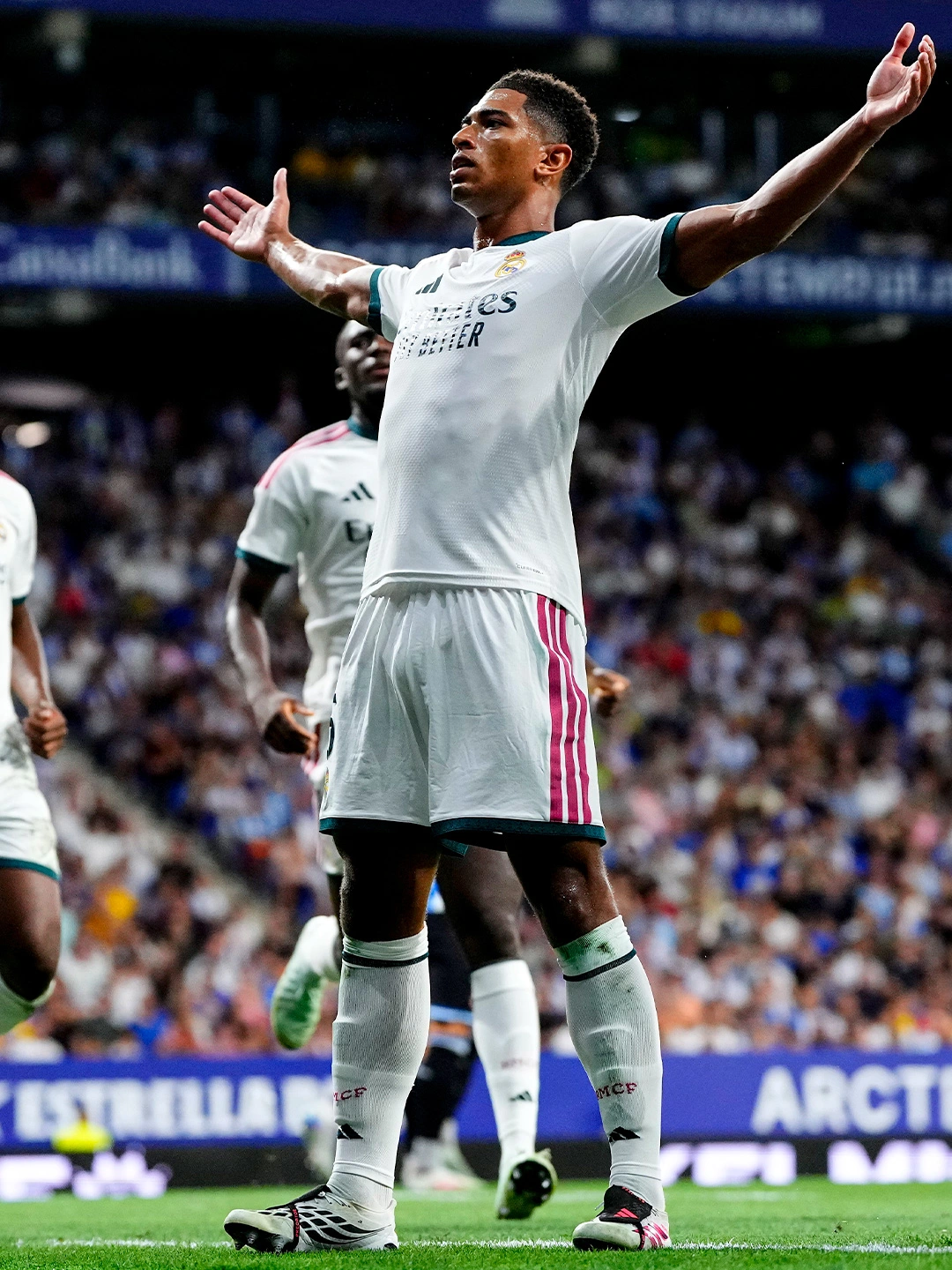 Jude Bellingham celebrando su gol