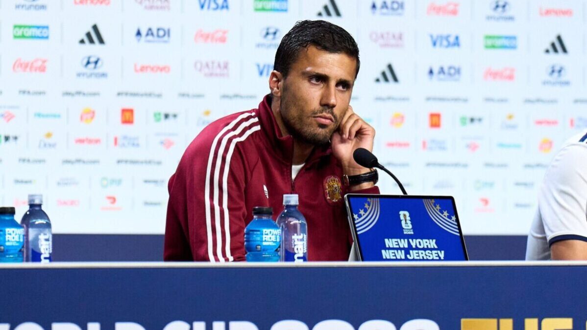 Rodri Hernández en su última rueda de prensa antes de proclamarse campeón del mundo con España