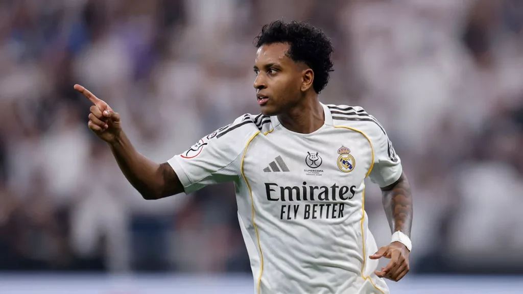 Rodrygo Goes celebrando un gol