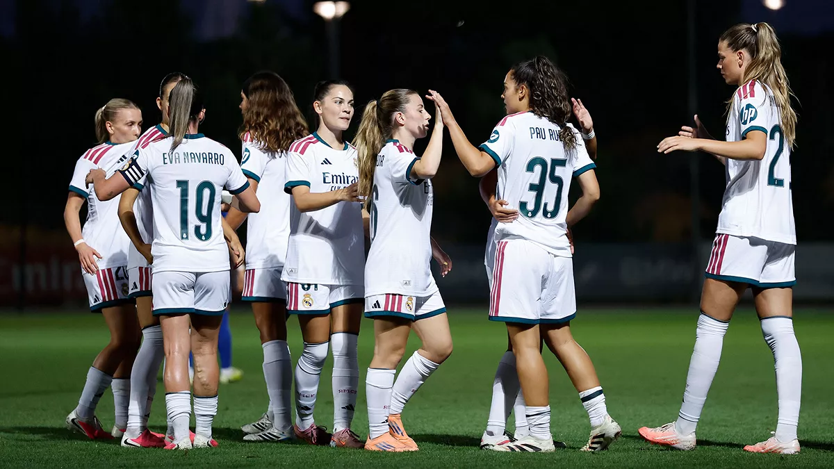 Jugadoras del Real Madrid Femenino celebrando un gol
