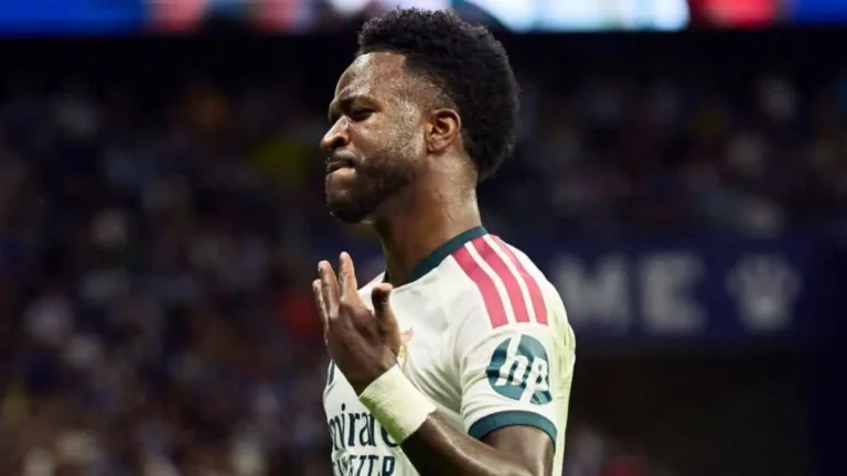 Vinicius, un problema candente en el Real Madrid: la estadística que acentúa el mal momento del brasileño