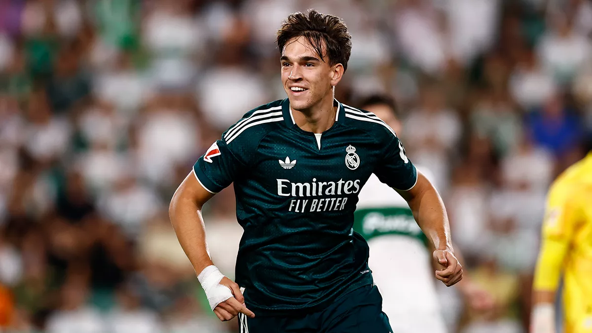 Carlos Espí iguala a Raúl como salvador del Real Madrid