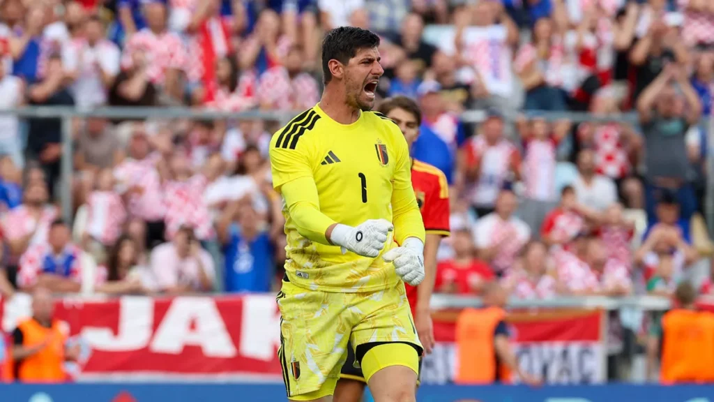 Courtois, la piedra angular que el Real Madrid no quiere perder