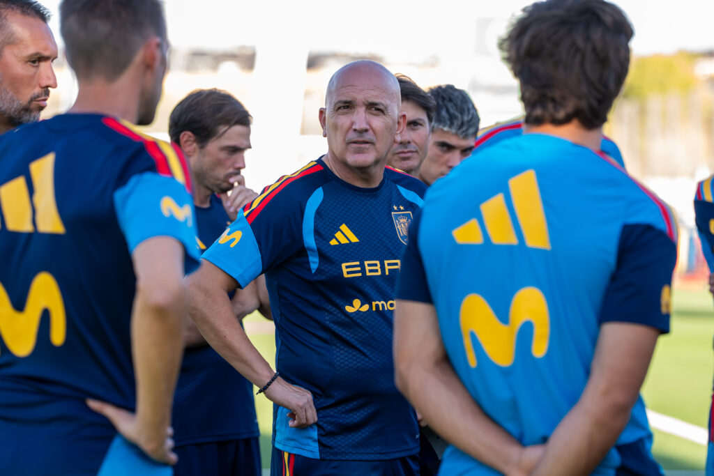 La selección española sub-21 se pone de punta en blanco: siete canteranos y un jugador del Real Madrid convocados