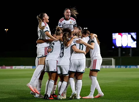 Las jugadoras del Real Madrid celebrando un gol. Fuente: Real Madrid.com