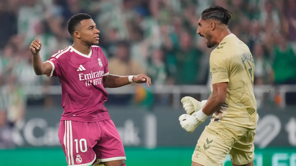 La noche más aciaga de Mbappé: un penalti y dos ocasiones desperdiciadas que provocaron la primera derrota del Real Madrid