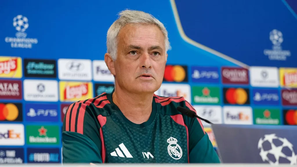 Mbappé elogia a Mourinho: ``Es un tío que sabe cómo ganar''