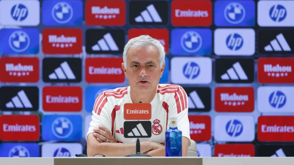 «Tiene un potencial increíble»: el aviso sin rodeos de Mourinho con la nueva perla del Real Madrid