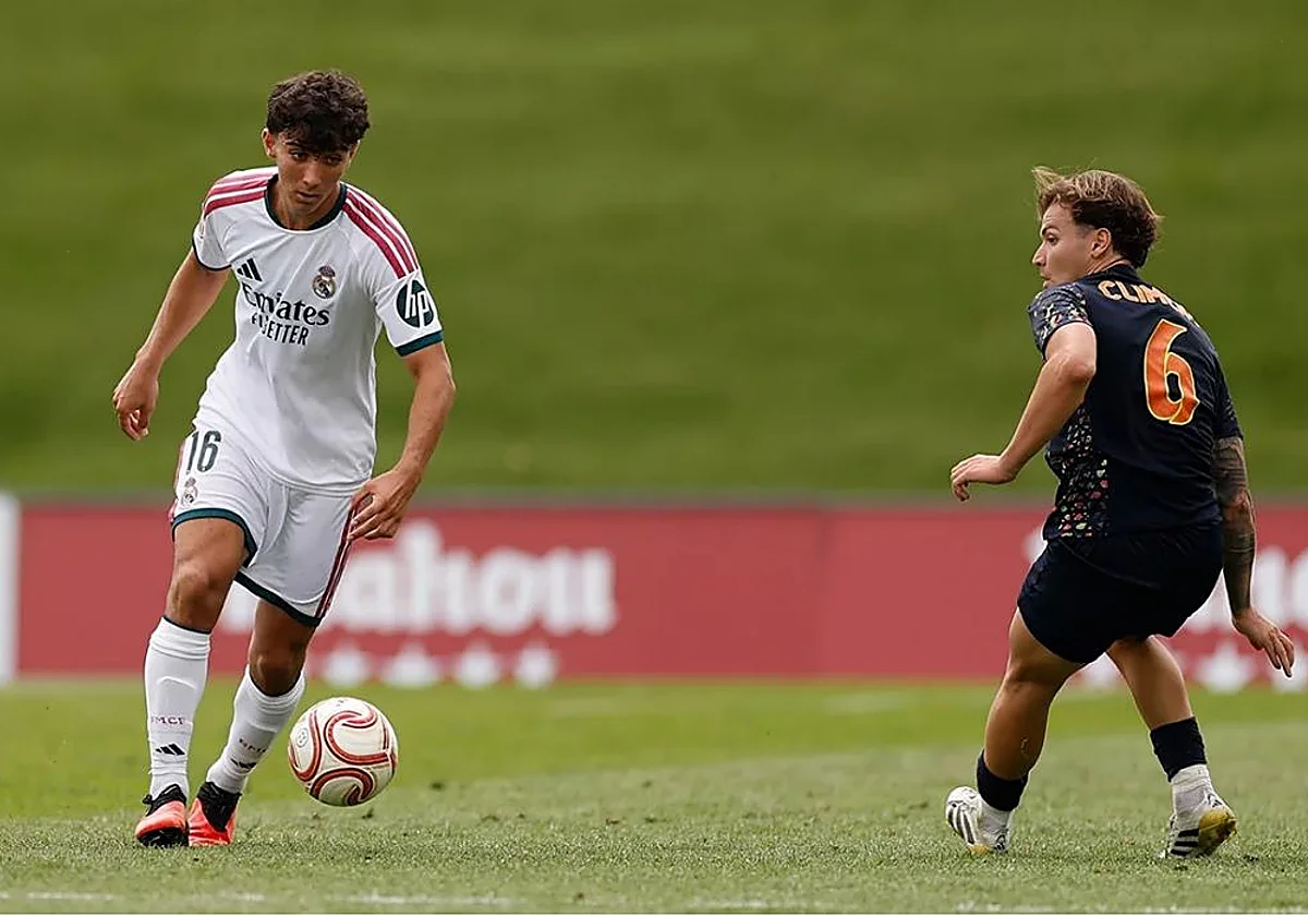 Sergio Martínez debuta con el Real Madrid Castilla: madurez y calidad ante los ojos de Mourinho
