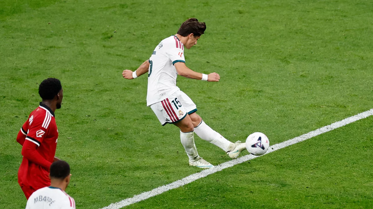 Arda Güler saca la batuta: control en el centro del campo al servicio del Real Madrid con golazo incluido