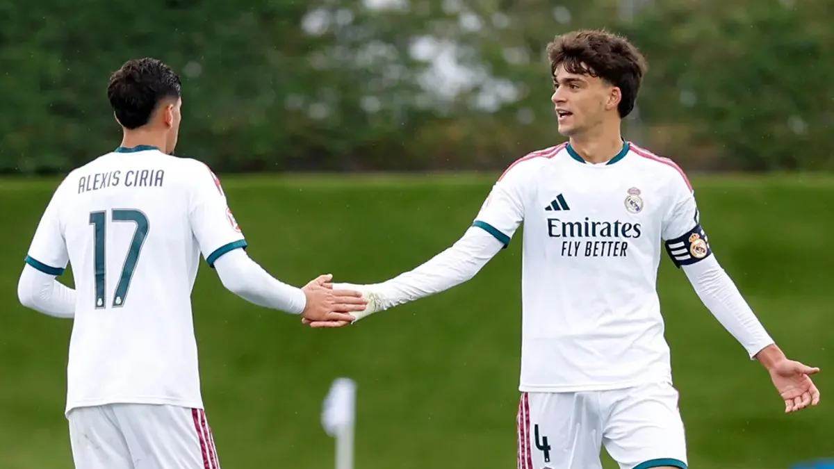Alexis Ciria y Mario Rivas, jugadores del Real Madrid Castilla