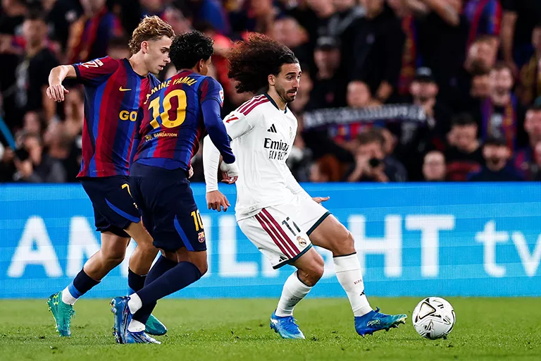 Potencia ofensiva sin conceder en defensa: las bases del plan maestro de Mourinho para que el Real Madrid conquistase el Camp Nou