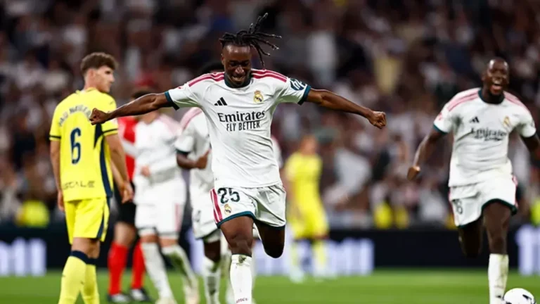 La celebración de Diomande en su primer gol con el Real Madrid