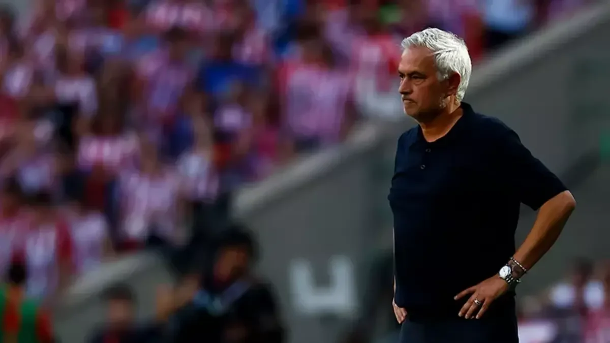 José Mourinho en la derrota del Real Madrid en el derbi