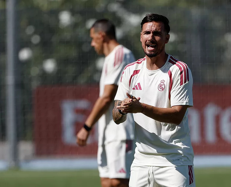 El Real Madrid C no consigue arrancar: colista sin conocer la victoria y un serio problema de cara a puerta